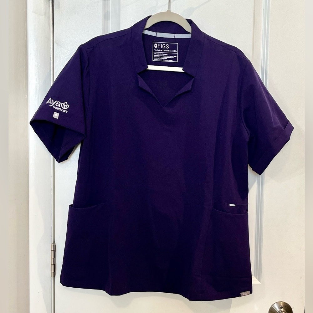 Figs Technical Collection Inala Scrub Top Sz XXL Purple Notch Collar Medical
